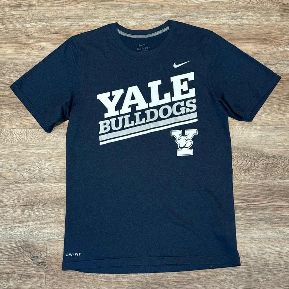 Yale University Bulldogs Shirt